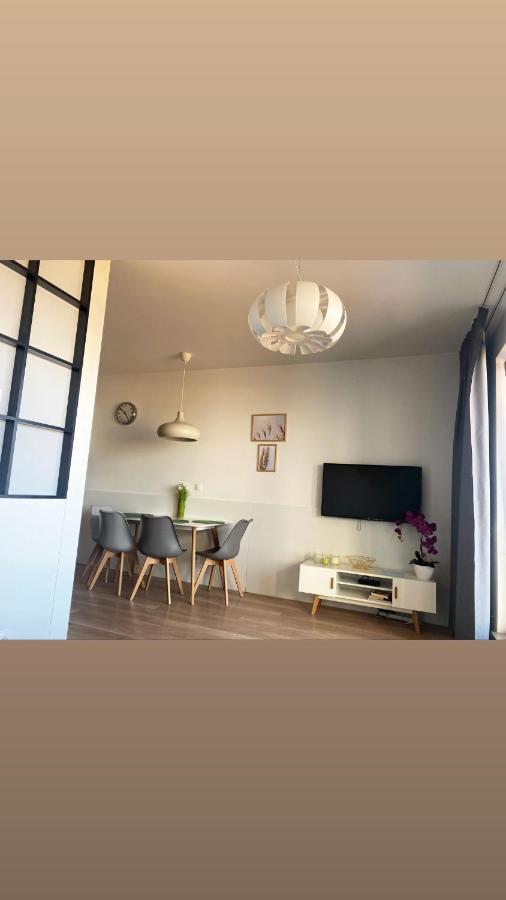 Apartament Z Widokiem Na Morze Дарлово Экстерьер фото